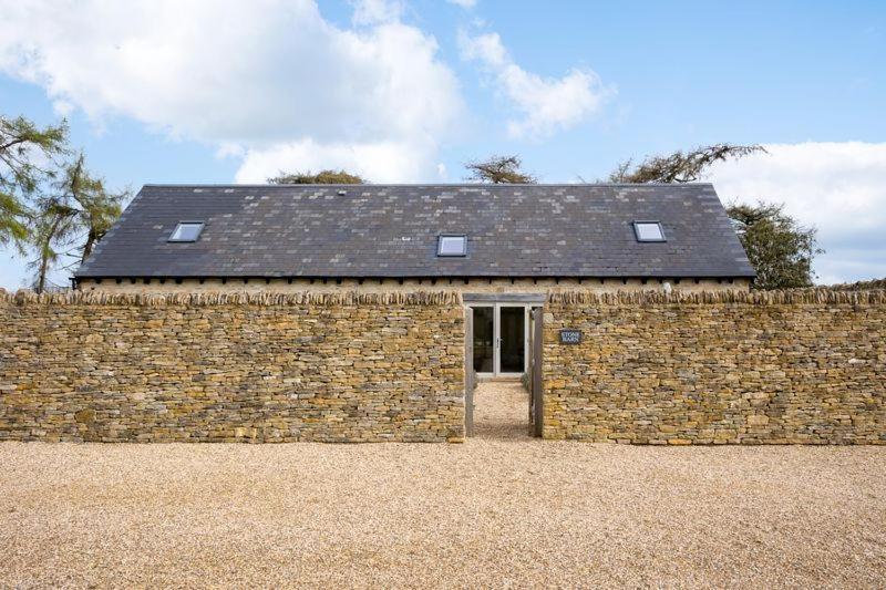 Stone Barn, Contemporary Barn Conversion Cheltenham Ngoại thất bức ảnh